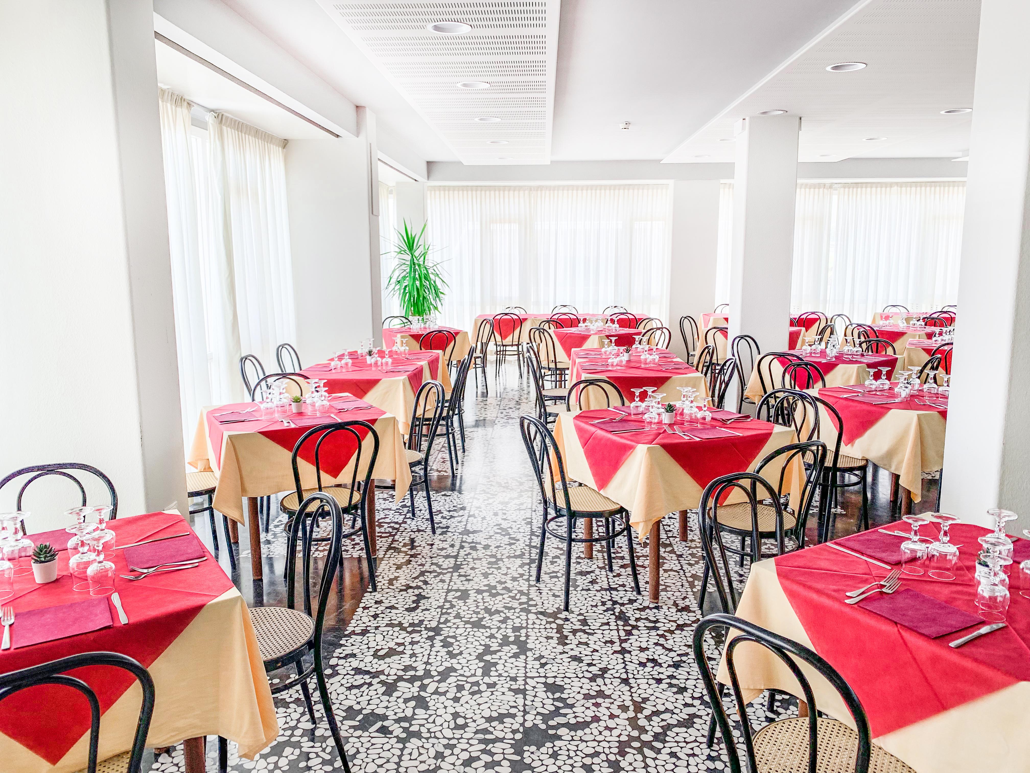 Hotel President'S Pesaro Exterior photo