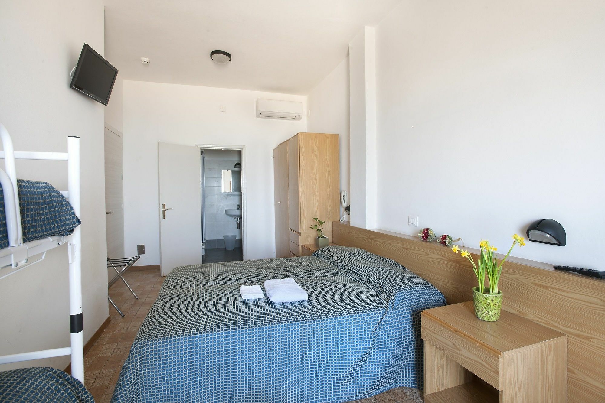 Hotel President'S Pesaro Exterior photo